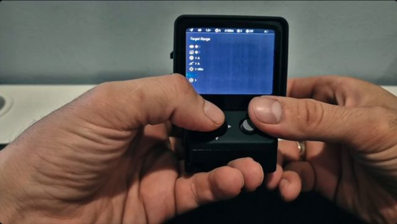 Охота на медведя с тепловизионным коллиматорным прицелом Longot R3