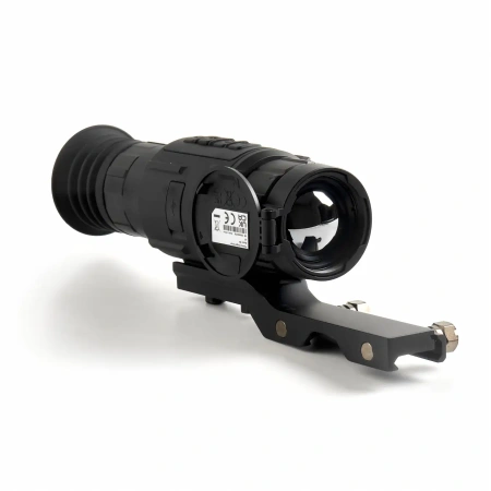 Тепловизионный прицел Longot R9